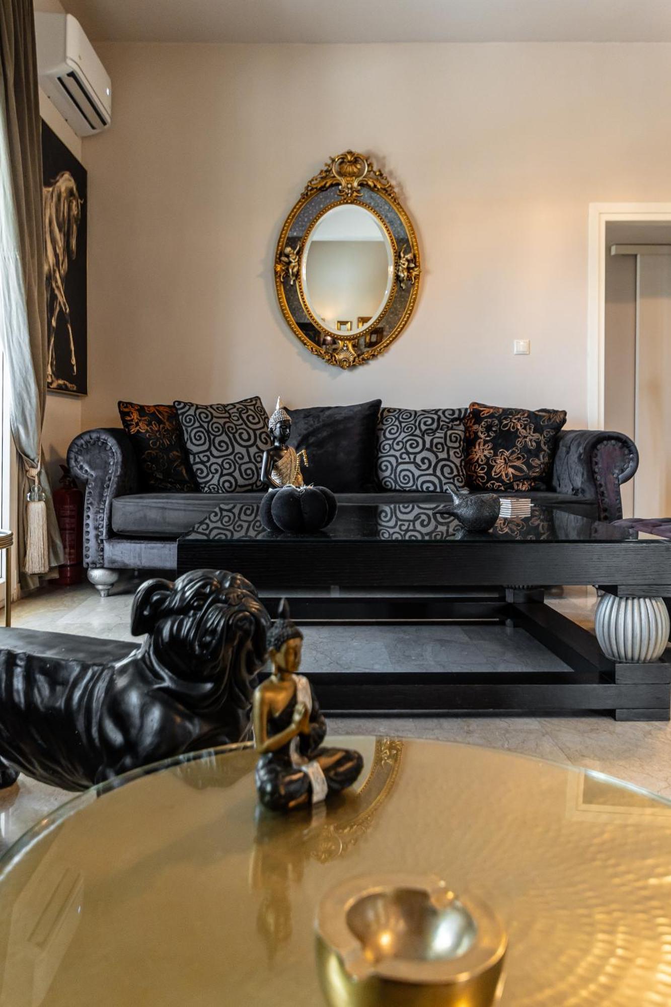 Black Velvet Agkidia Dış mekan fotoğraf